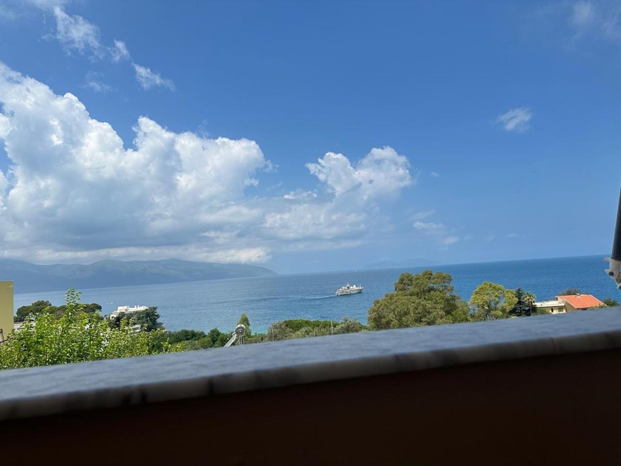 Eid Mar Hostel Vlore Ngoại thất bức ảnh