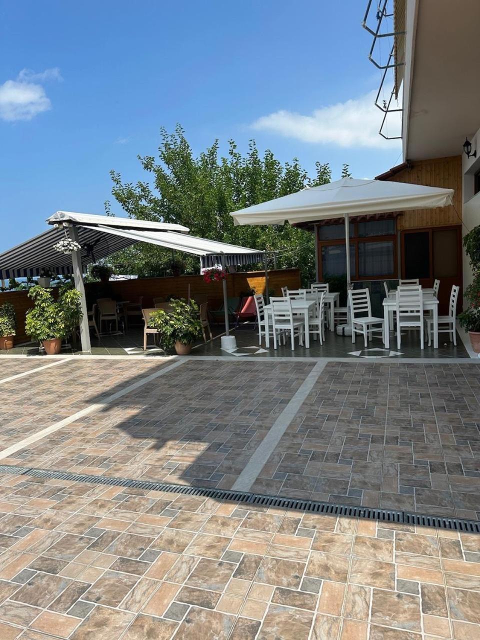 Eid Mar Hostel Vlore Ngoại thất bức ảnh